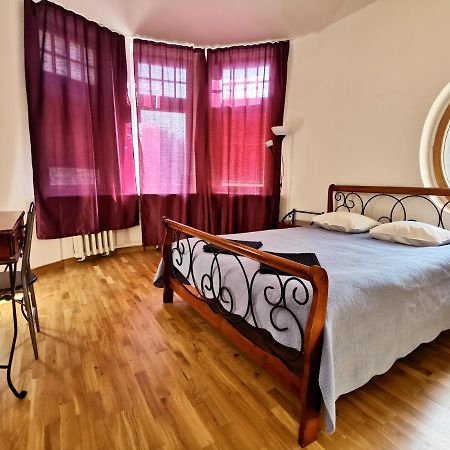 Brivibas Center Apartments Riga Esterno foto